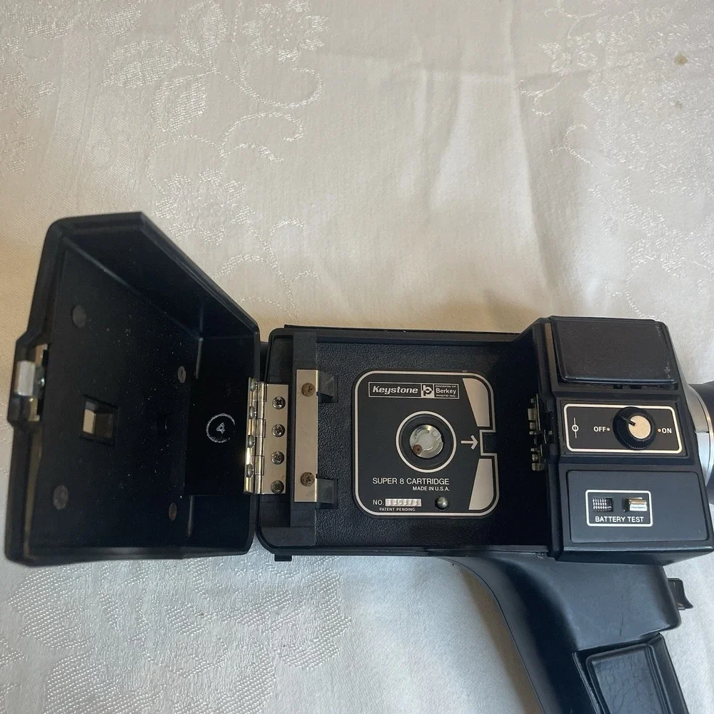 Vintage Keystone 910XL Electric Eye Movie Camera UNTESTED